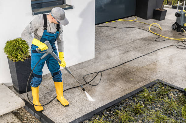 Why Choose Our Certified Pressure Washing Experts for Your Project Needs in Siesta Key, FL?